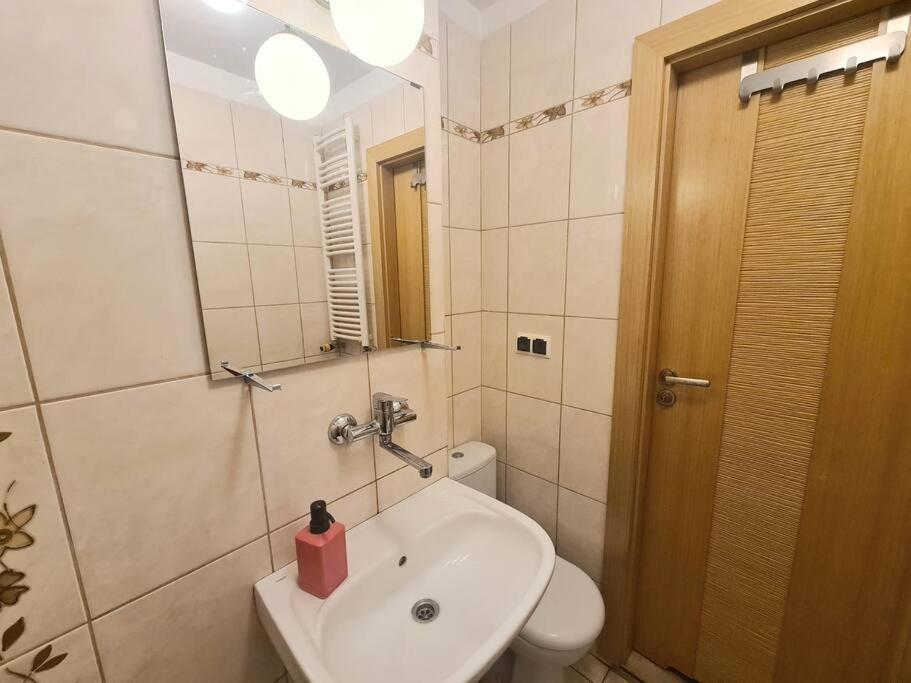 Mirrorroom Pl Citycenter Varşova Dış mekan fotoğraf
